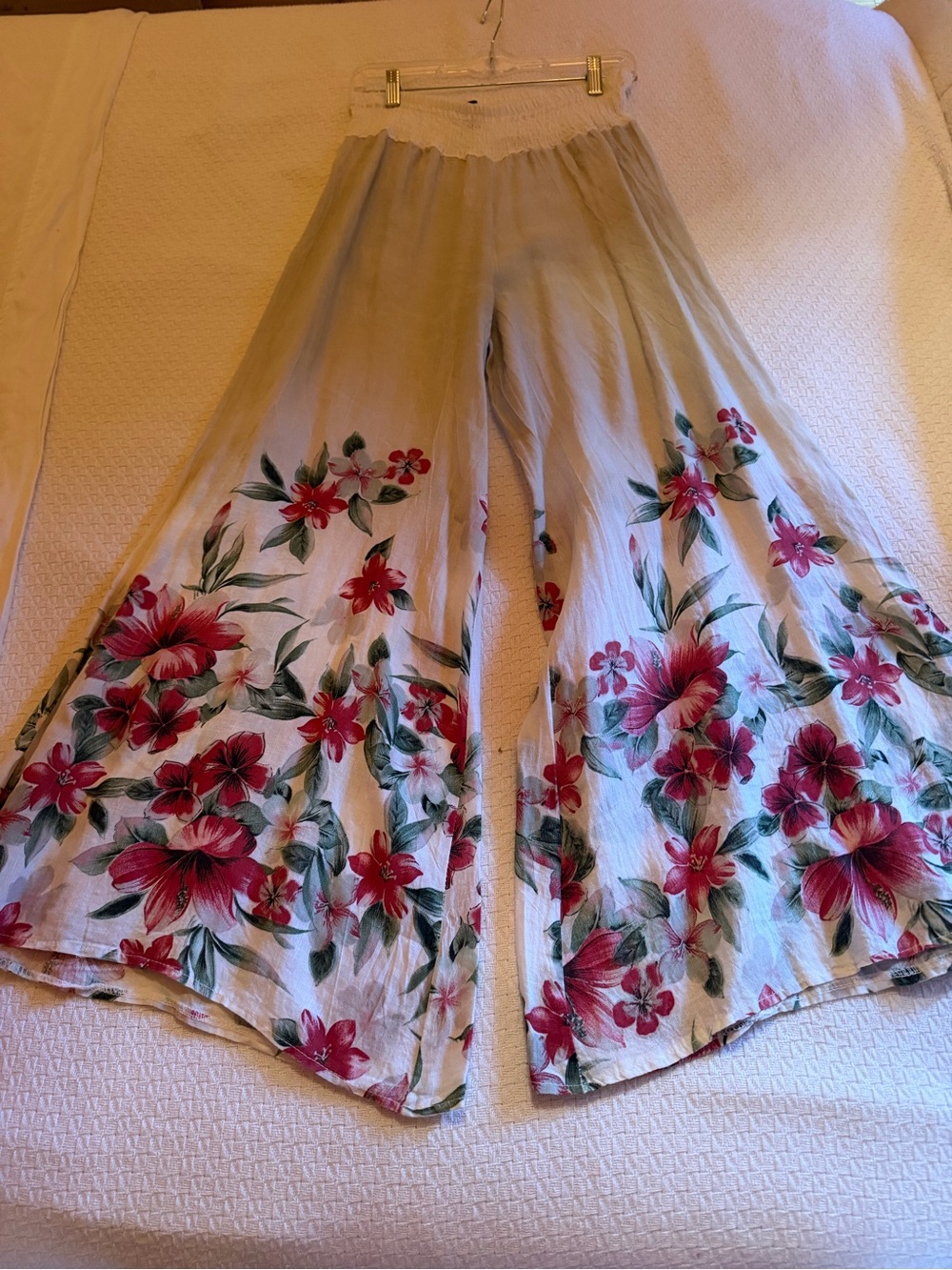 Floral Wide-Leg Palazzo Pants in Cream with Red Bloom